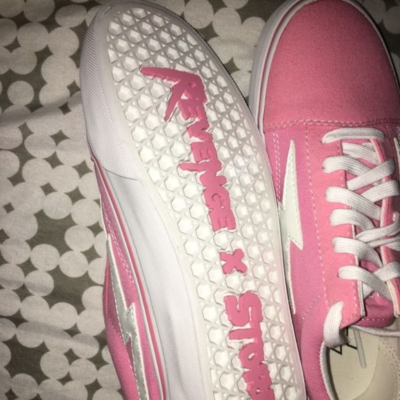 Authentic Revenge x Storms - Picture 2 of 4
